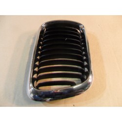 ATRAPA NERKA PRAWA GRILL BMW E36 TDS F30 F31