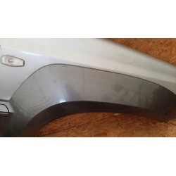 HYUNDAI TERRACAN 2003- BŁOTNIK PRAWY PRZÓD