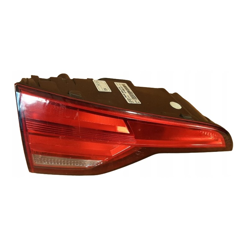 AUDI A4 B9 8W KOMBI LAMPA LEWA TYŁ TYLNA W KLAPĘ 8W9945075