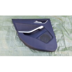 MERCEDES W176 W246 BOCZEK TAPICERKA DRZWI LEWY TYŁ