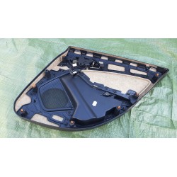 MERCEDES W176 W246 BOCZEK TAPICERKA DRZWI LEWY TYŁ