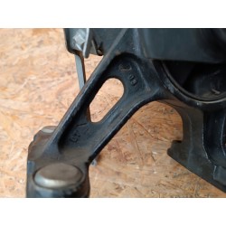 TOYOTA AVENSIS T27 2.2 DIESEL PODUSZKA ŁAPA SILNIKA