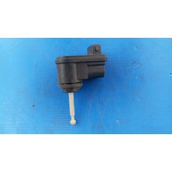 SILNICZEK REGULACJI LAMPY REFLEKTORA PRZÓD 8D0941295A SEAT IBIZA II