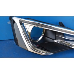 OBUDOWA ODBŁYŚNIK RAMKA LAMPY PRAWY PRZÓD EU AUDI A3 8V A5 8T 1301015297