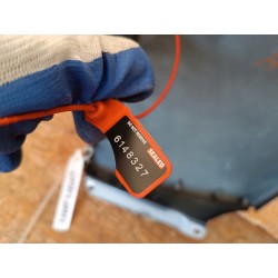 AUDI A8 D2 BŁOTNIK PRAWY PRZÓD ZDROWY ORYGINALNY