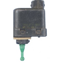 SILNICZEK REGULACJI LAMPY PRZÓD 6K5941295A AUDI A4 B5
