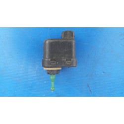 SILNICZEK REGULACJI LAMPY PRZÓD 6K5941295A AUDI A4 B5