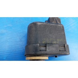 SILNICZEK REGULACJI LAMPY PRZÓD 6K5941295A AUDI A4 B5