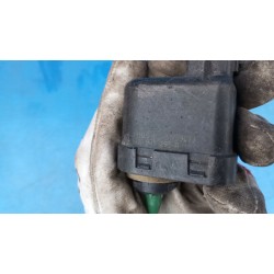 SILNICZEK REGULACJI LAMPY PRZÓD 6K5941295A AUDI A4 B5