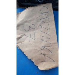 OBUDOWA SOCZEWKA LAMPY PRAWY PRZÓD 1305310193C AUDI TT 8J H7