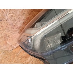 LAMPA PRAWY PRZÓD REFLEKTOR EU FULL LED 32133578 VOLVO XC40