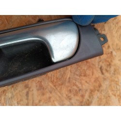 AUDI A6 C5 KLAMKA WEWNĘTRZNA LISTWA LEWY TYŁ