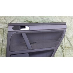 BOCZEK DRZWI PRAWY TYŁ VOLKSWAGEN TOUAREG