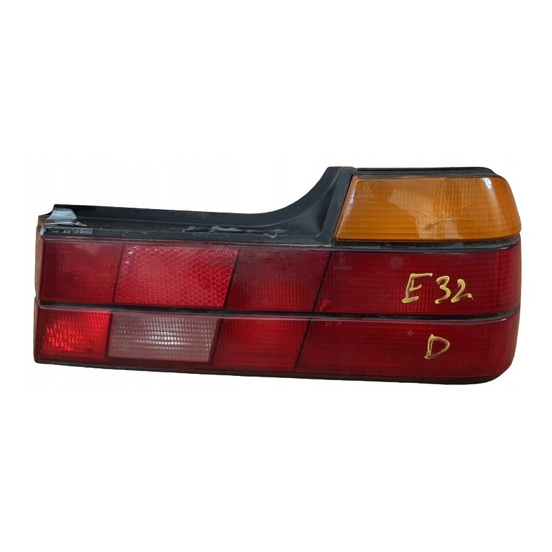 BMW 7 E32 LAMPA PRAWA TYŁ TYLNA 1374026R