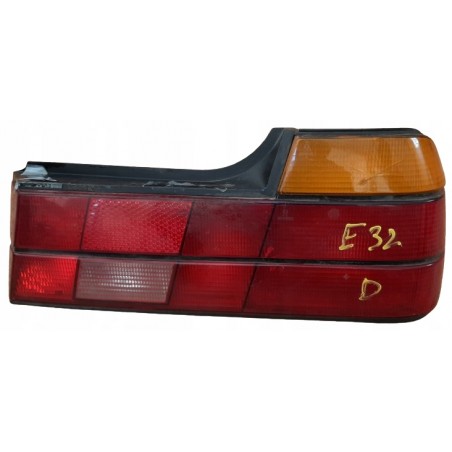 BMW 7 E32 LAMPA PRAWA TYŁ TYLNA 1374026R