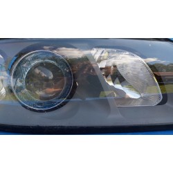 LAMPA REFLEKTOR PRAWY PRZÓD EU XENON 30678917 VOLVO V50 S40 II