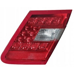 MERCEDES E-KLASA W212 SEDAN LAMPA TYŁ TYLNA PRAWA W KLAPĘ A2128200864
