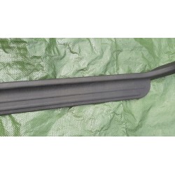 LISTWA PROGOWA PRAWY PRZÓD MITSUBISHI CARISMA