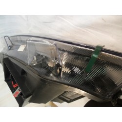 LAMPA PRAWY PRZÓD EU SKODA ENYAQ LED