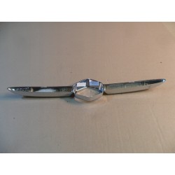 LISTWA ATRAPY GRILLA PRZÓD SUZUKI GRAND VITARA 97-