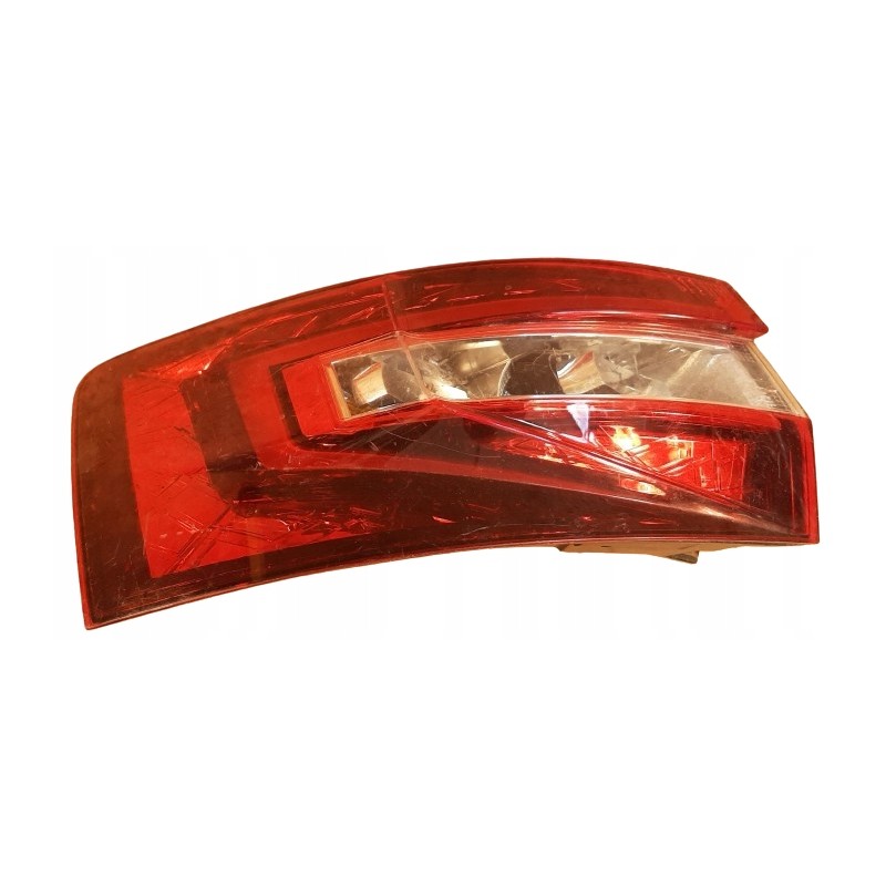 SKODA SUPERB III KOMBI LAMPA LED LEWA TYŁ TYLNA 3V9945207