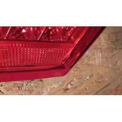 MERCEDES E-KLASA W212 SEDAN LAMPA TYŁ TYLNA PRAWA W KLAPĘ A2128200864