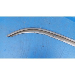 BMW 5 E39 LISTWA USZCZELKA REFLEKTORA LAMPY LEWY PRZÓD