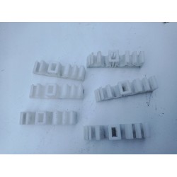 ŚLIZGI MOCOWANIA ZBIORNIKA BAKU MAZDA 3