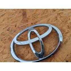EMBLEMAT ZNACZEK LOGO TYŁ 75311-0F010 TOYOTA COROLLA VERSO II