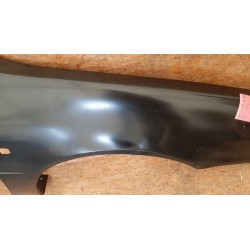 TOYOTA COROLLA E11 LIFT 00- BŁOTNIK PRAWY PRZÓD ZDROWY