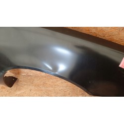 TOYOTA COROLLA E11 LIFT 00- BŁOTNIK PRAWY PRZÓD ZDROWY