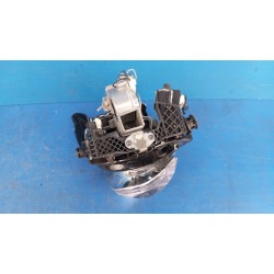 SILNICZEK REGULACJI LAMPY LEWY PRZÓD SOCZEWKA OBUDOWA MERCEDES C KLASA W205