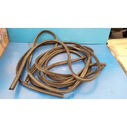 USZCZELKA USZCZELKI DRZWI MITSUBISHI COLT VI 6 2004- MR978371