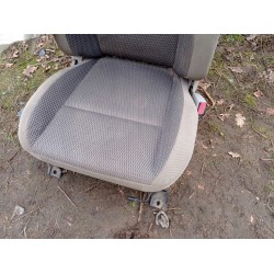 FOTEL PRAWY PASAŻERA NISSAN X TRAIL T30