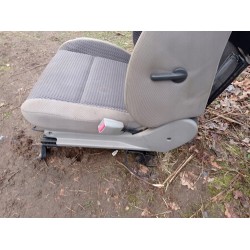 FOTEL PRAWY PASAŻERA NISSAN X TRAIL T30