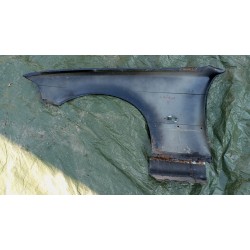 BMW 3 E36 CABRIO BŁOTNIK PRAWY PRZÓD