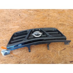 KRATKA GRILL ATRAPA ZDERZAKA PRZÓD 623108H700 NISSAN X-TRAIL T30 01-