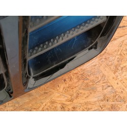 KRATKA GRILL ATRAPA ZDERZAKA PRZÓD 623108H700 NISSAN X-TRAIL T30 01-