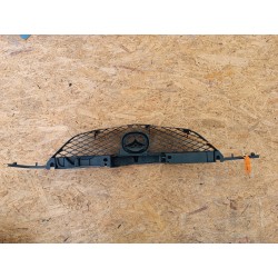 KRATKA GRILL ATRAPA ZDERZAKA PRZÓD C10050712 MAZDA PREMACY