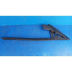 USZCZELKA SZYBY DRZWI SZYBY PRZÓD BMW 3 E36 CABRIO 671725