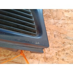 KRATKA GRILL ATRAPA ZDERZAKA PRZÓD MB944763 MITSUBISHI CARISMA 95-