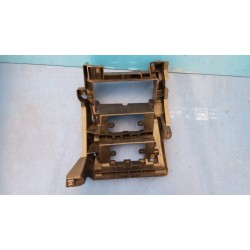 7H1857273 RAMKA KONSOLI DESKI BEZPIECZNIKÓW MOCOWANIE RADIA VW T5