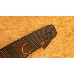 NISSAN ALMERA N16 KRATKA ATRAPA ZDERZAKA PRZÓD 9555M010