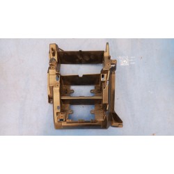 7H1857273 RAMKA KONSOLI DESKI BEZPIECZNIKÓW MOCOWANIE RADIA VW T5