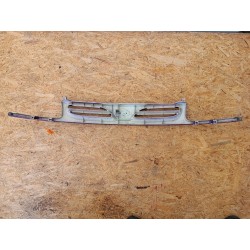 KRATKA GRILL ATRAPA ZDERZAKA PRZÓD 623105F600 NISSAN MICRA K11