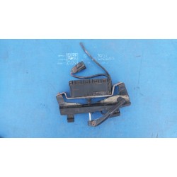 89002986 ŚLIZG LAMPY PRAWY PRZÓD MOCOWANIE VOLVO V70 II 8620492