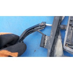 89002986 ŚLIZG LAMPY PRAWY PRZÓD MOCOWANIE VOLVO V70 II 8620492