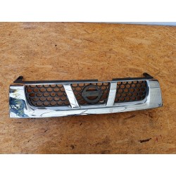 KRATKA GRILL ATRAPA ZDERZAKA PRZÓD 62310VK000 NISSAN NAVARA D22 LIFT 02-