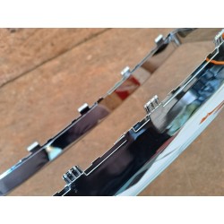 RAMKA CHROM ZDERZAKA ATRAPY GRILLA PRZÓD 7L6807243A VW TOUAREG 7L LIFT