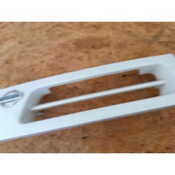 KRATKA GRILL ATRAPA ZDERZAKA PRZÓD 623104F100 NISSAN MICRA K11